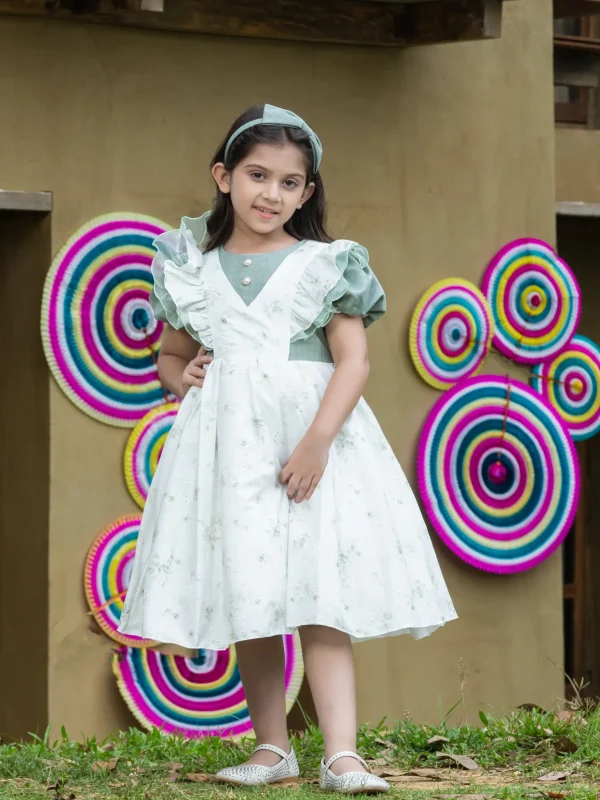 Girls Frock kn